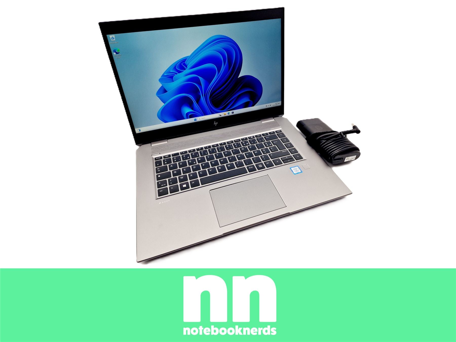 HP ZBook Studio G5 15.6" Notebook UHD i7-8850H 32GB 512GB P1000 AZERTY Klasse C