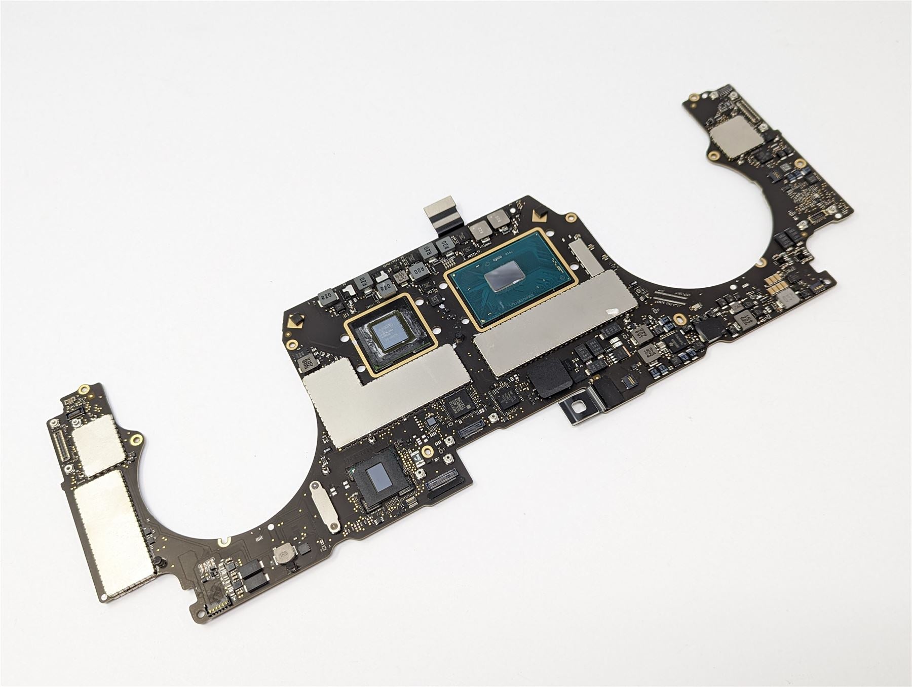 MacBook Pro 15" A1707 Mainboard Logic Board 2,9GHz 16GB 512GB 820-00928-A mit ID
